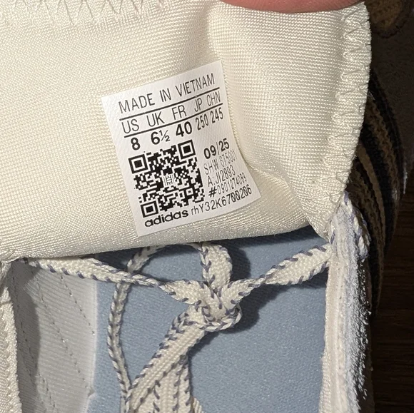 Adidas Atlanta W Retro Running Shoes in Off-White/Wonder Blue/Silver Violet sz 8 - Picture 8 of 13